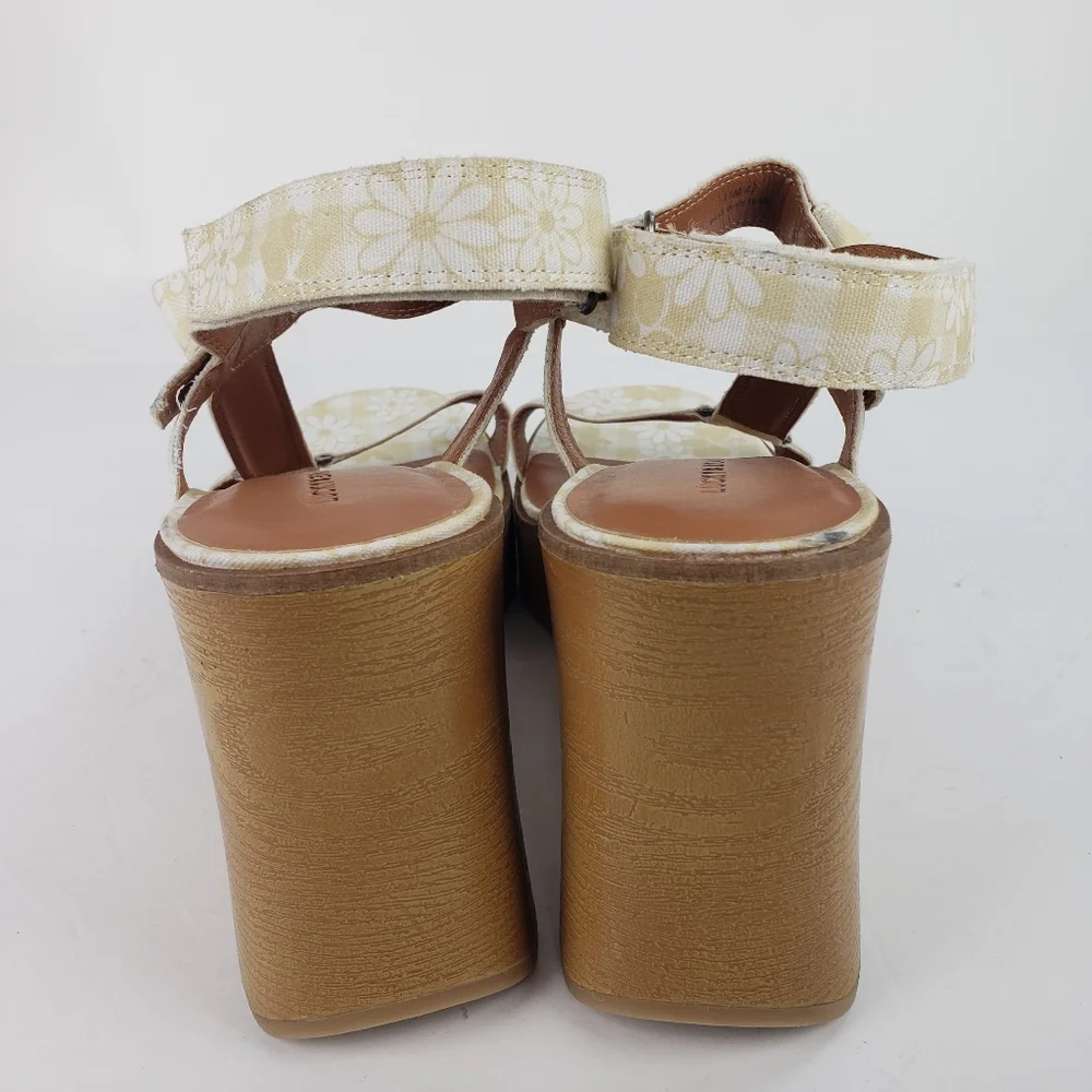 Lucky Brand Demmia Platform Wedge Sandal In Buttered Yellow Size 11